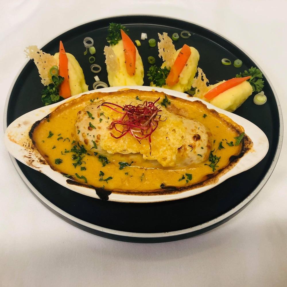 Logis - Hotel Du Nord Et Restaurant La Table D'Elisa Compiegne Ngoại thất bức ảnh