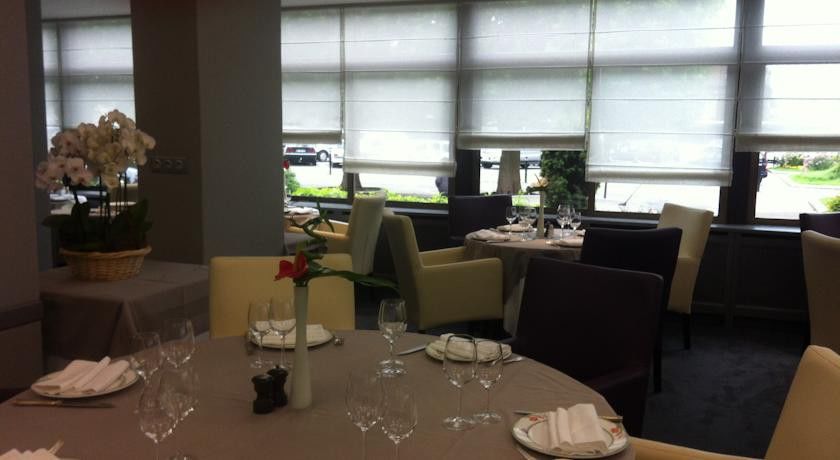 Logis - Hotel Du Nord Et Restaurant La Table D'Elisa Compiegne Ngoại thất bức ảnh