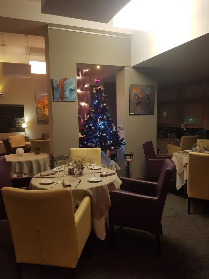 Logis - Hotel Du Nord Et Restaurant La Table D'Elisa Compiegne Ngoại thất bức ảnh
