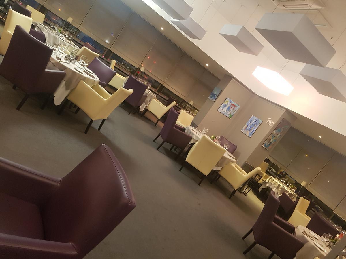 Logis - Hotel Du Nord Et Restaurant La Table D'Elisa Compiegne Ngoại thất bức ảnh